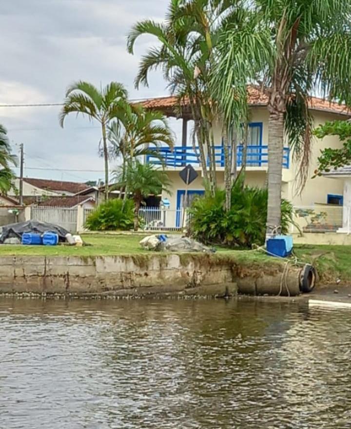 Sobrado Frente Lagoa  Maria Fernanda-Balneária Barra do Sul