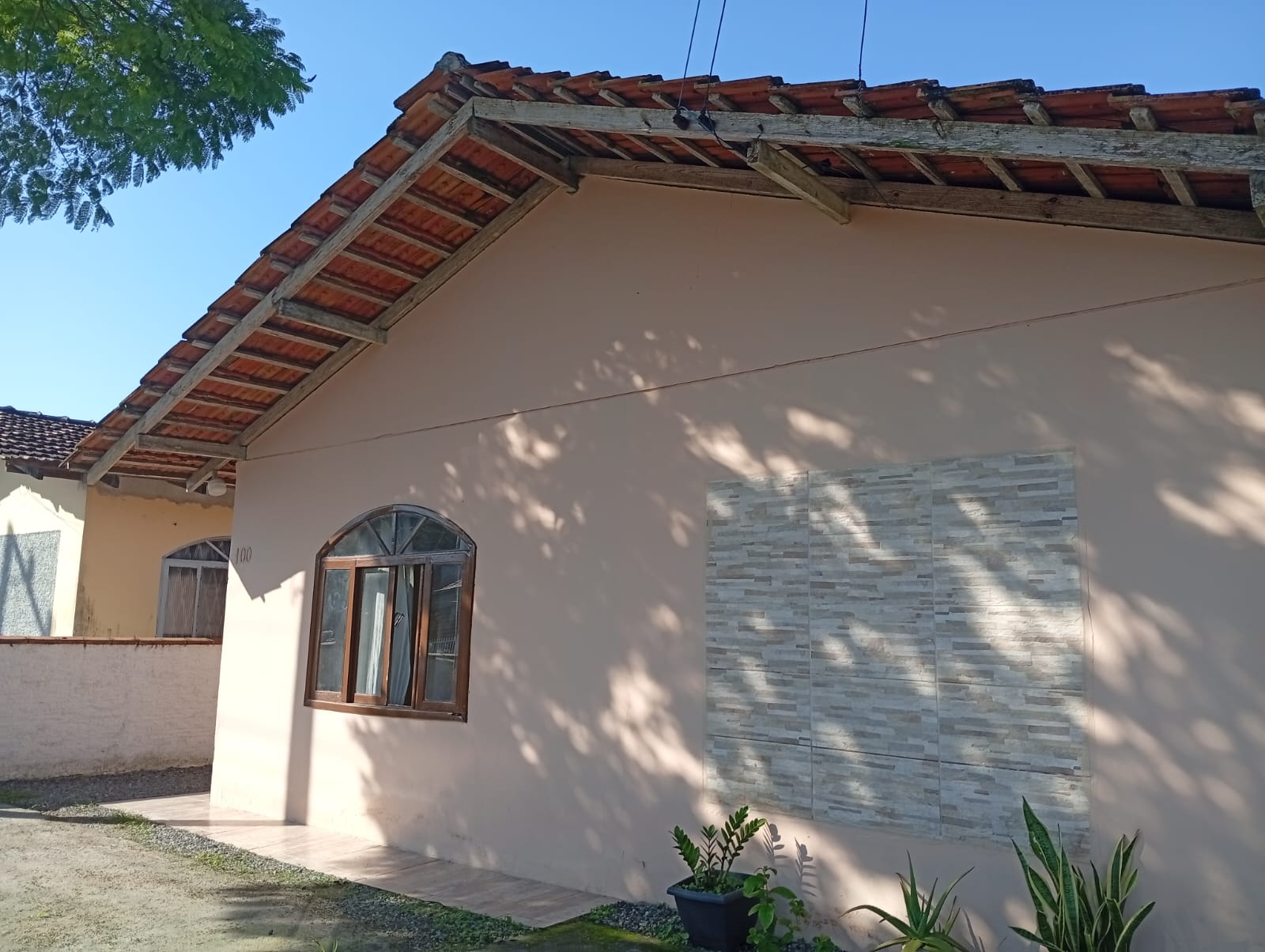 Casa no Bairro Costeira-Região da Lagoa-Balneário Barra do Sul