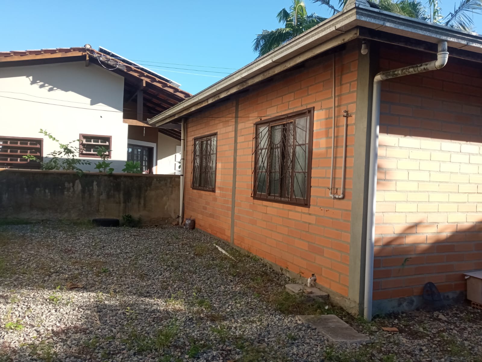 Casa em Alvenaria+Sobrado em Alvenaria-Centro-Balneário Barra do Sul-SC