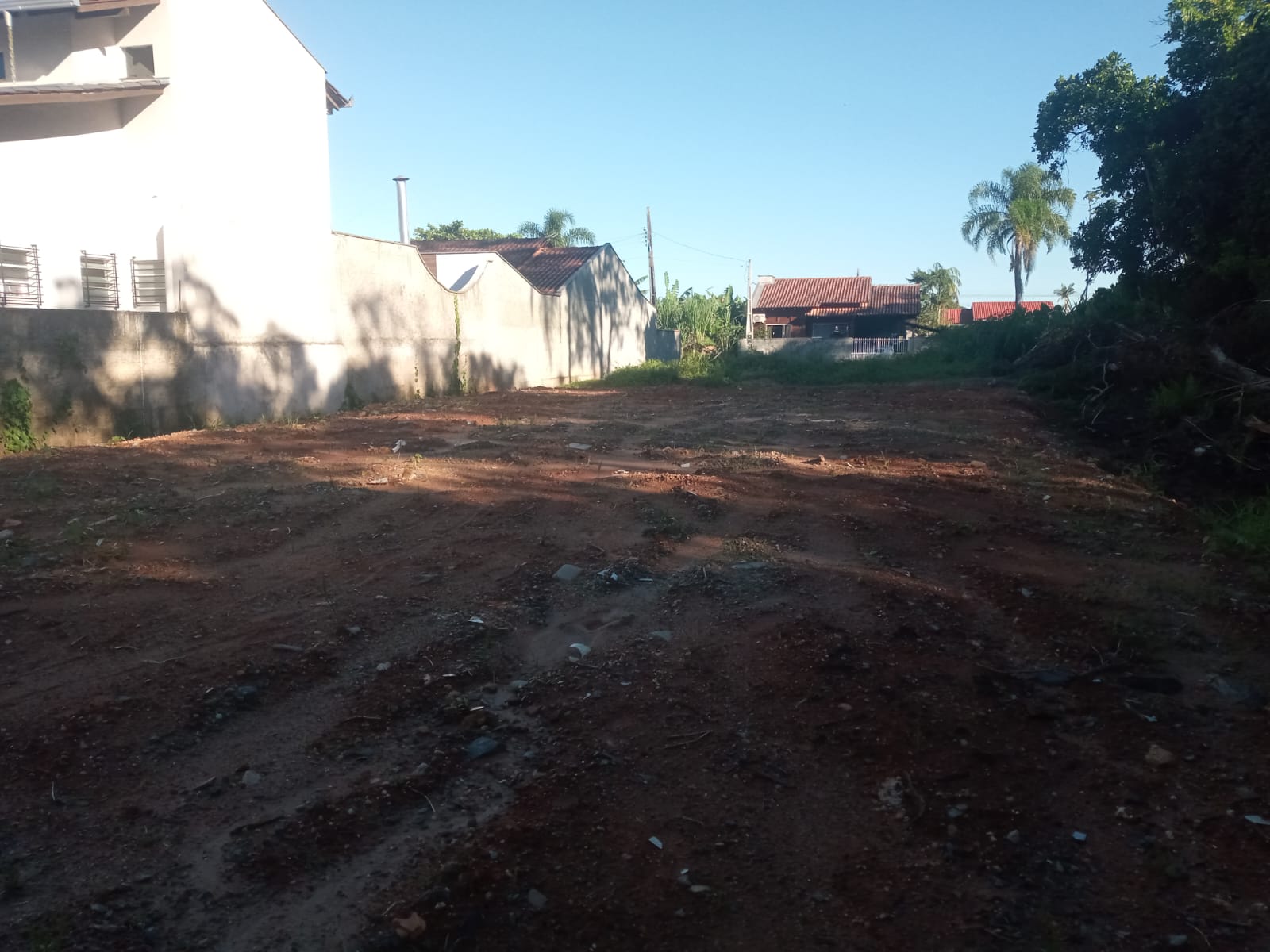 Terreno no Bairro Costeira 400 metros da Lagoa