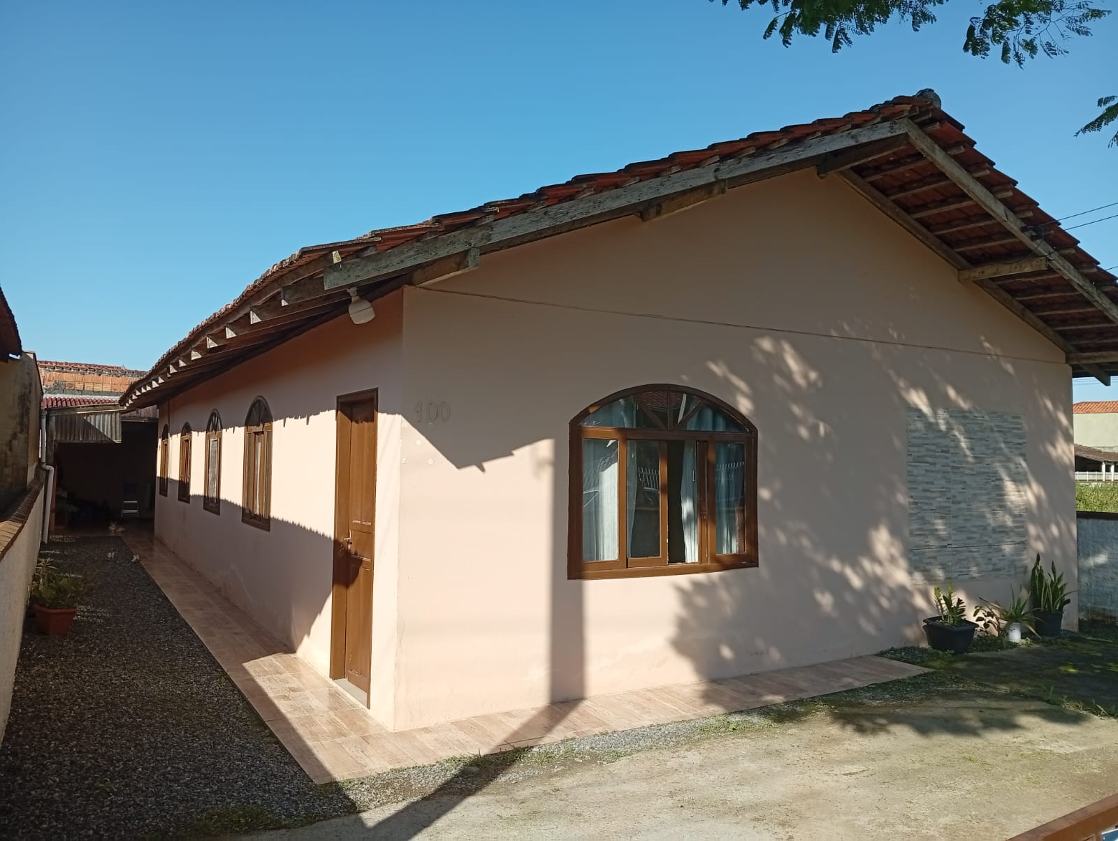 Casa no Bairro Costeira-Região da Lagoa-Balneário Barra do Sul