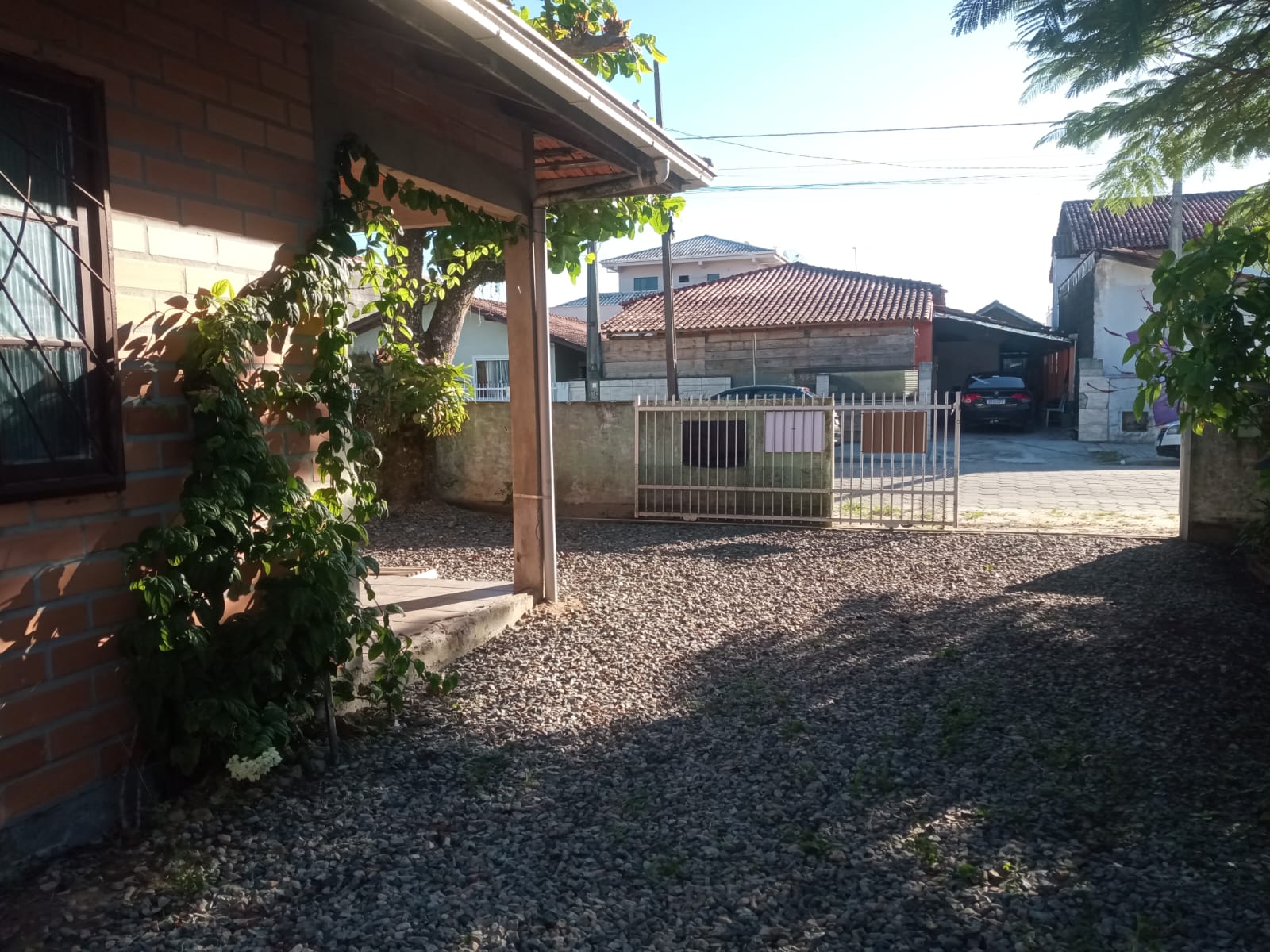 Casa em Alvenaria+Sobrado em Alvenaria-Centro-Balneário Barra do Sul-SC