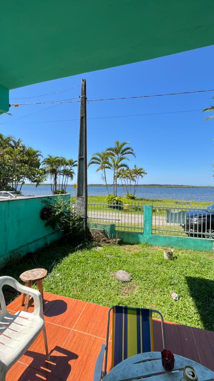 Sobrado Frente Lagoa  Maria Fernanda-Balneária Barra do Sul