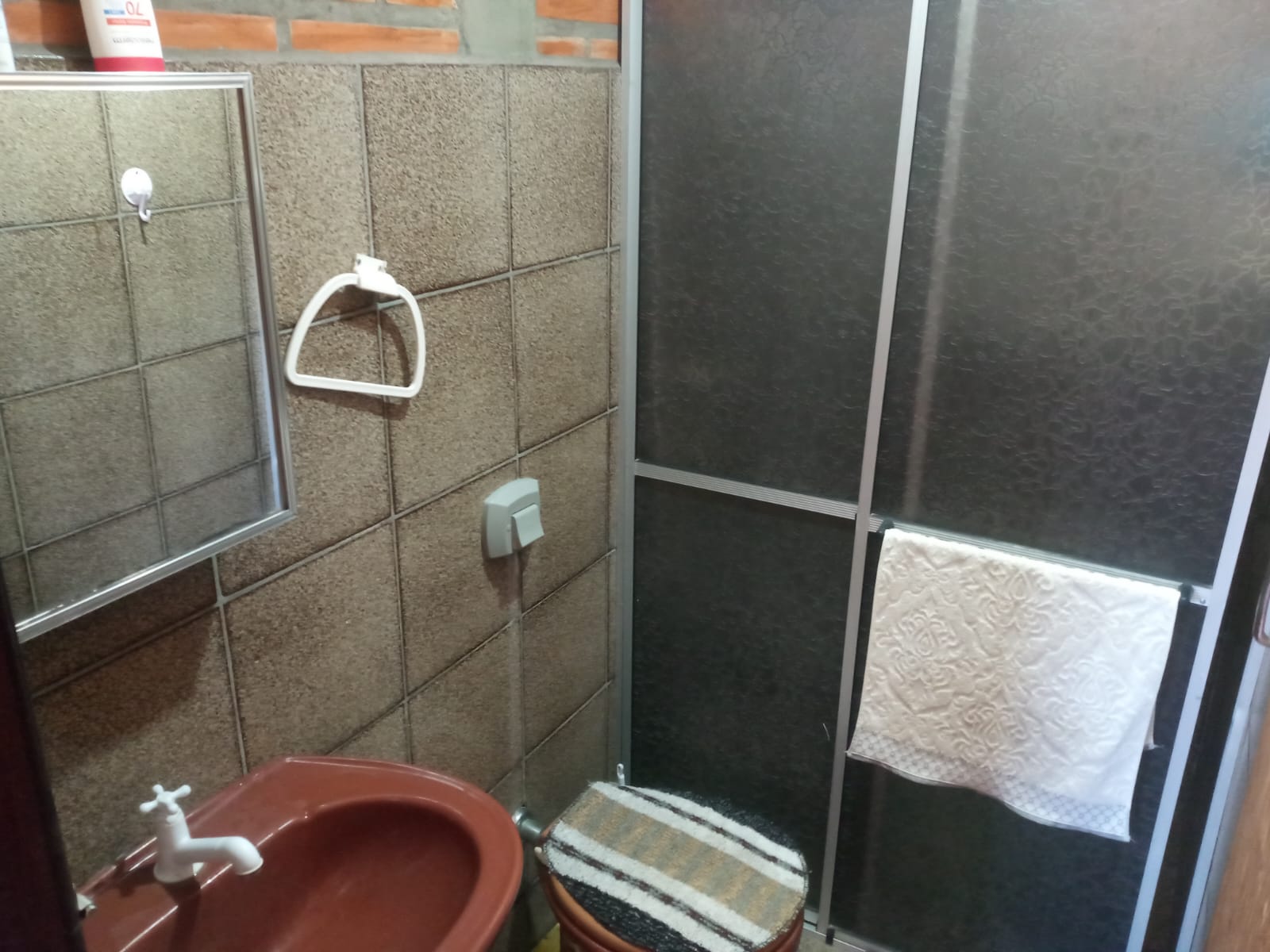 Casa em Alvenaria+Sobrado em Alvenaria-Centro-Balneário Barra do Sul-SC