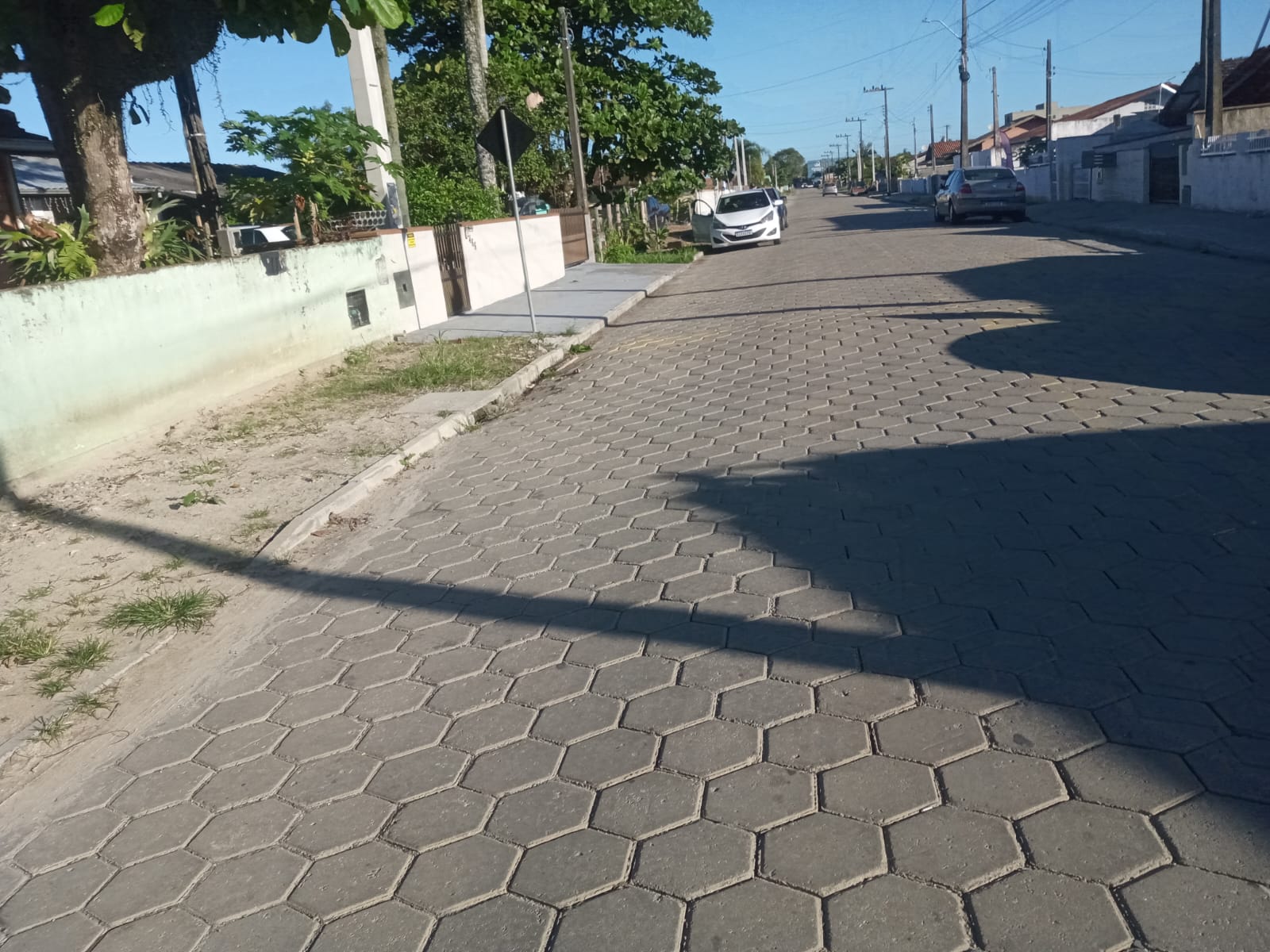 Casa em Alvenaria+Sobrado em Alvenaria-Centro-Balneário Barra do Sul-SC