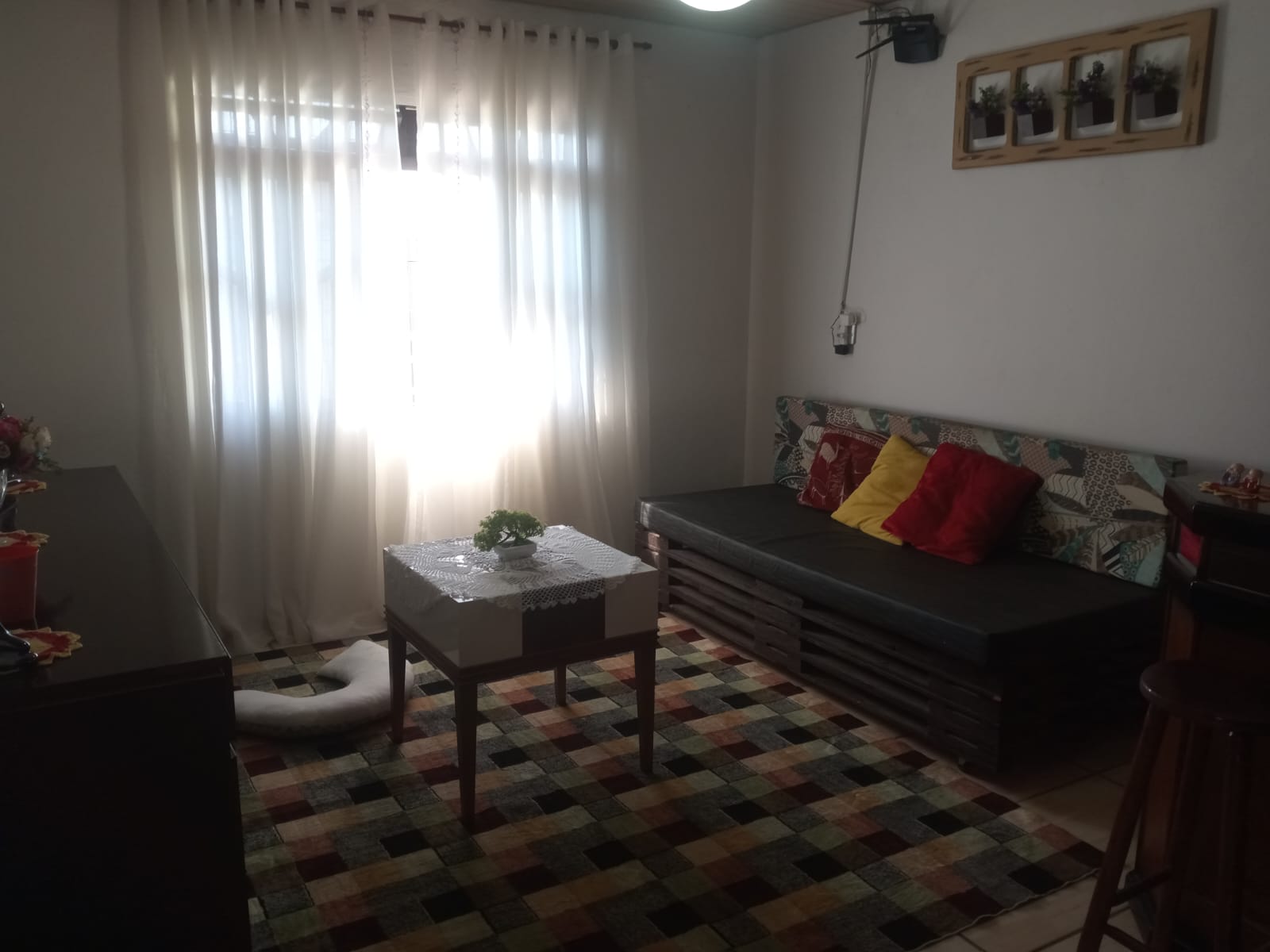 Casa no Bairro Costeira-Com Piscina-Região da Lagoa